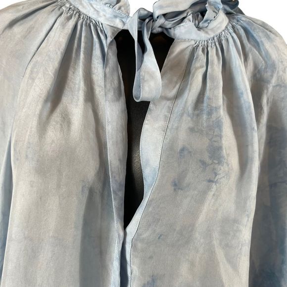 Elizabeth and James Light Blue Blouse - Picture 3 of 11